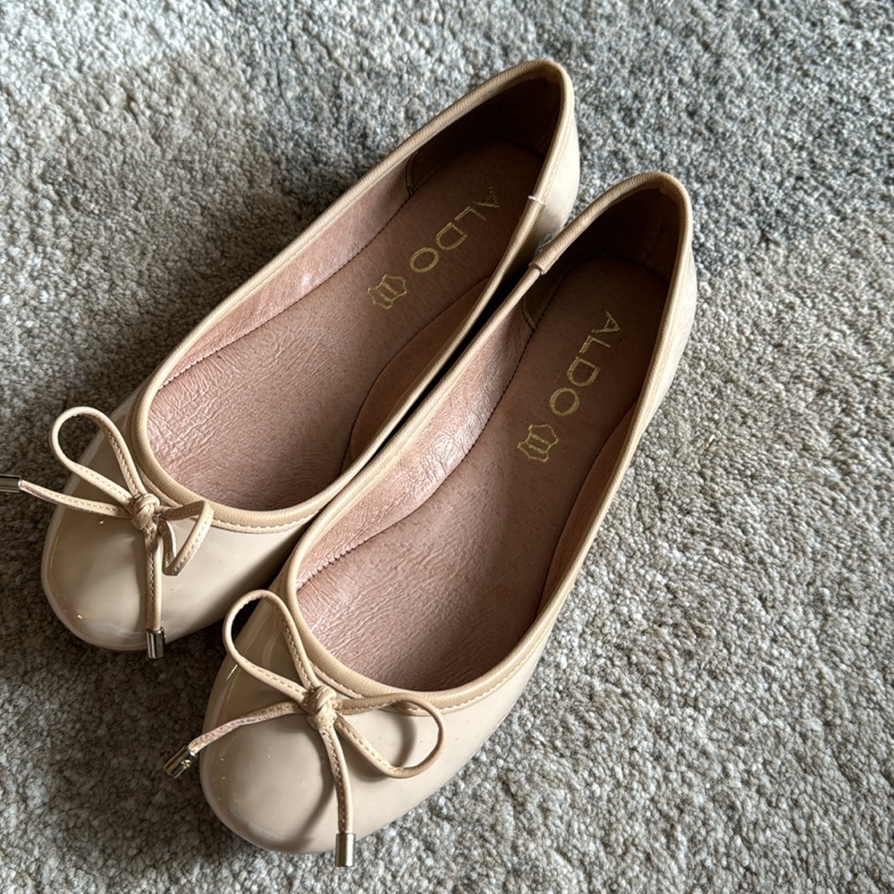 New Aldo ballerina flats